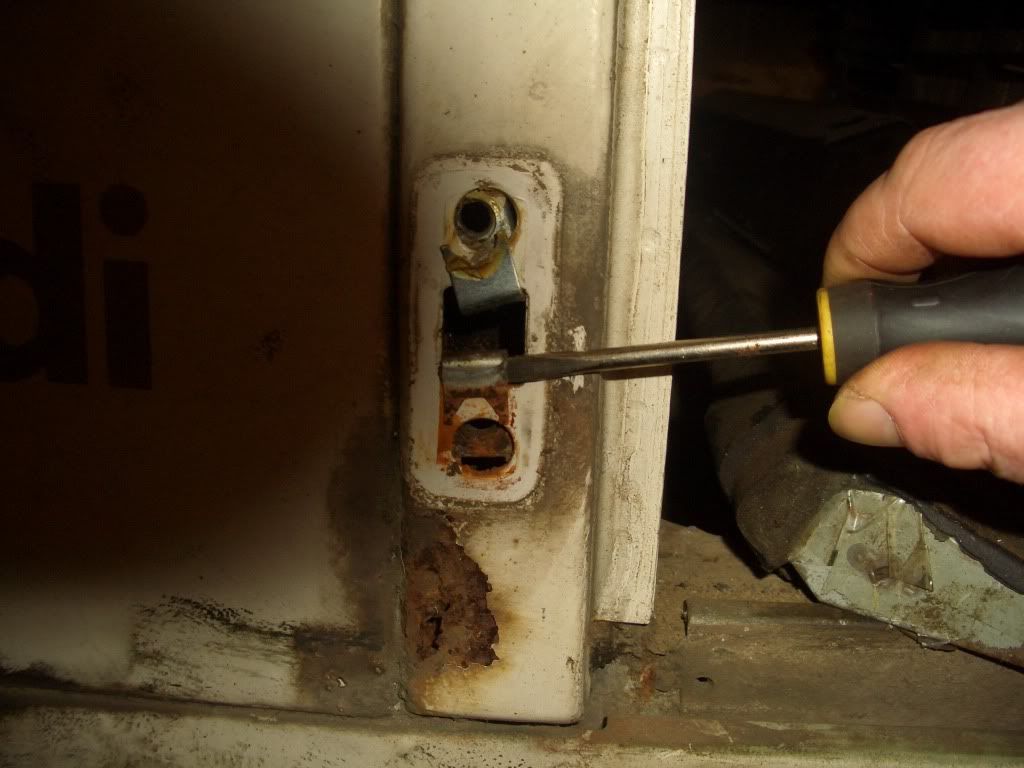 Removing door hinges from the bulkhead LandyZone Land Rover Forum